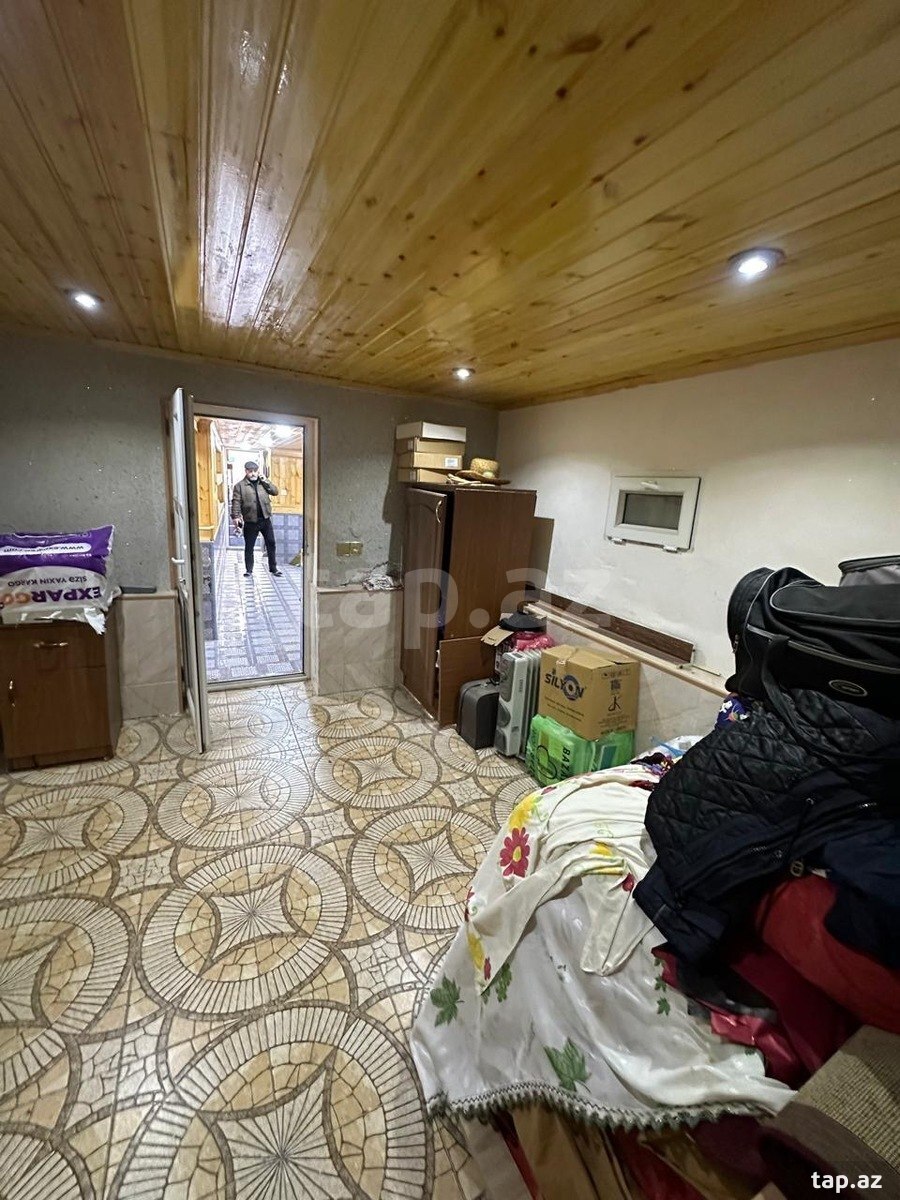 Həyət evi, Binəqədi r. (4)