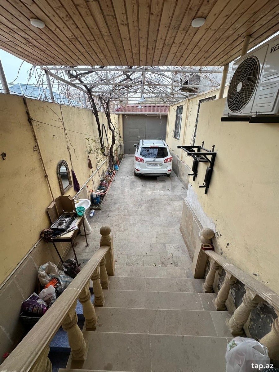 Həyət evi, Binəqədi r. (10)