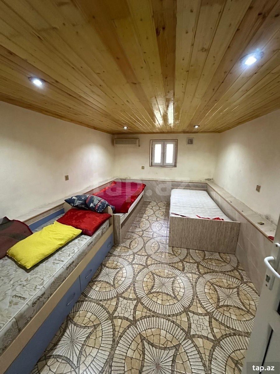 Həyət evi, Binəqədi r. (5)