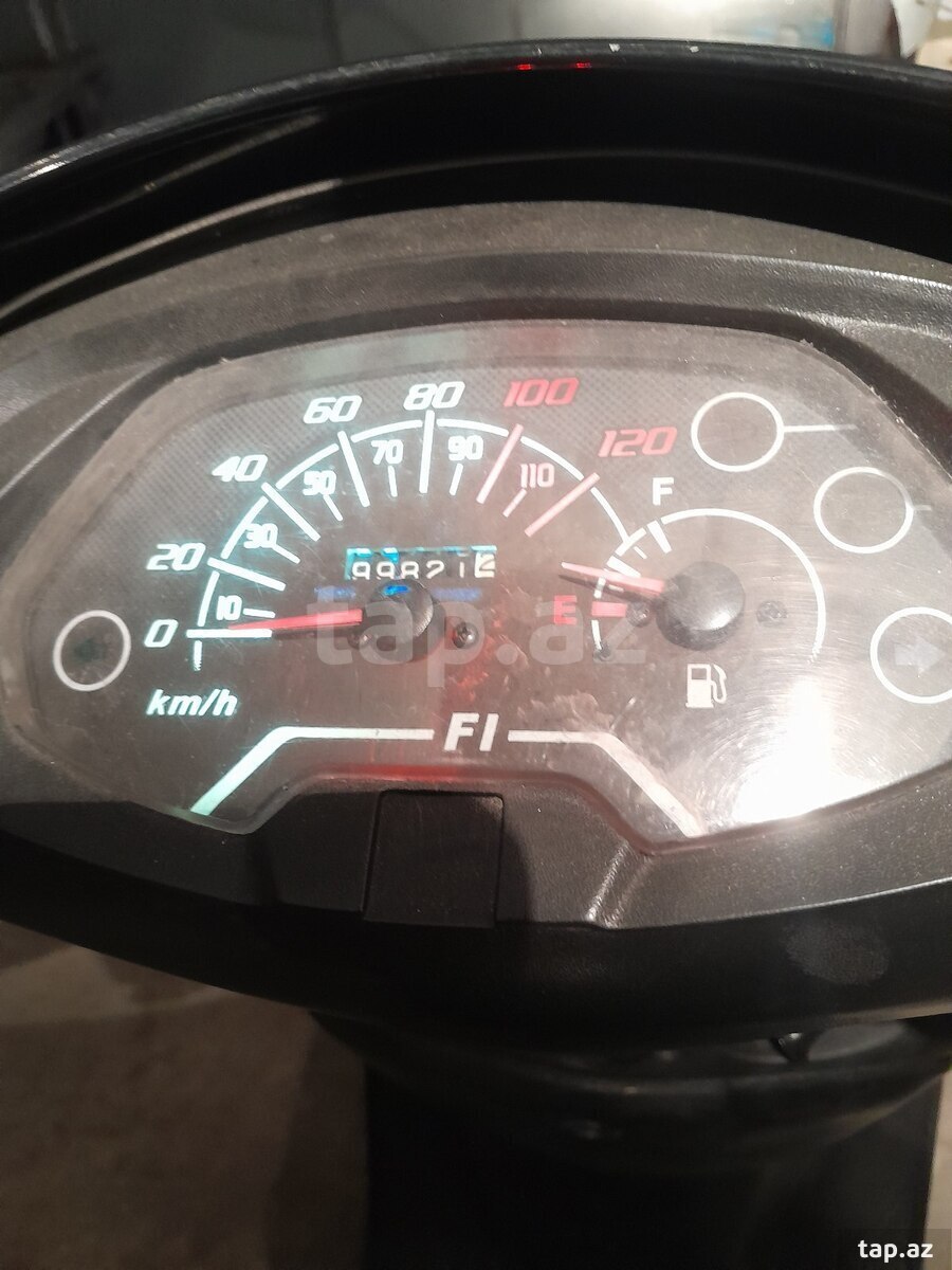 Suzuki Spontini110c, 220 il (3)