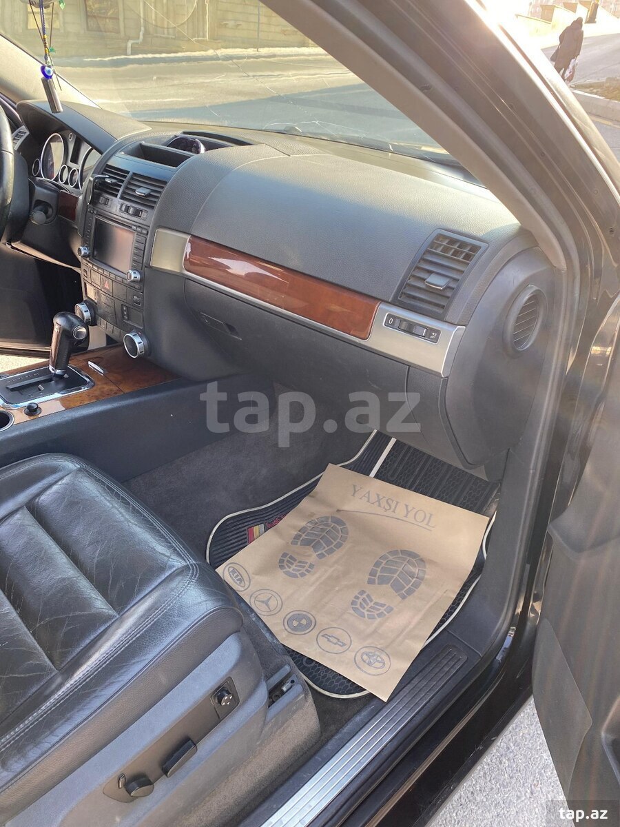 Volkswagen Touareg, 2005 il (11)