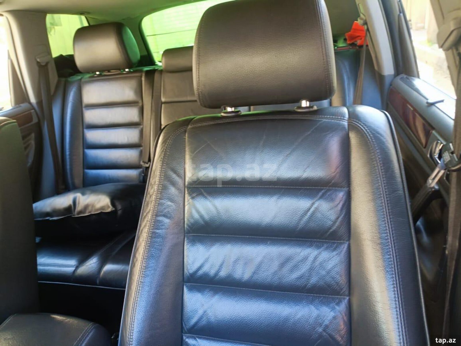 Volkswagen Touareg, 2005 il (10)