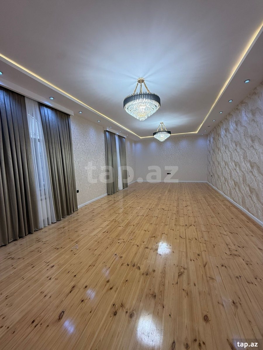 Həyət evi, Saray qəs. (10)