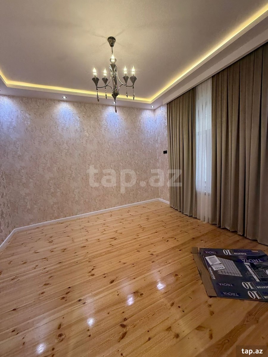 Həyət evi, Saray qəs. (18)