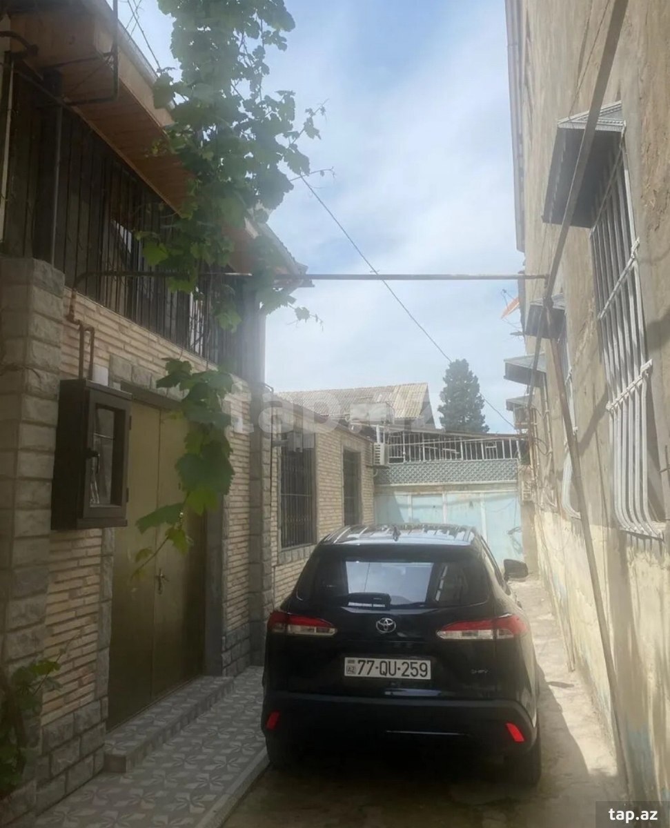 Həyət evi, Əbülüla Gəncəvi 154 A