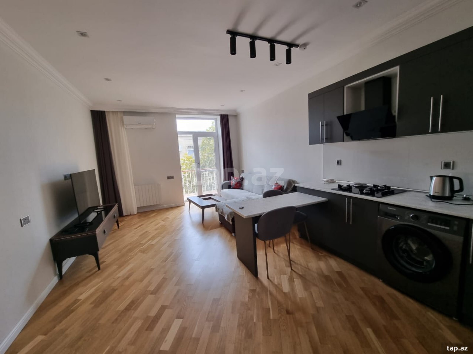 2-otaqlı mənzil kirayə verilir, İçərişəhər m., 60 m²