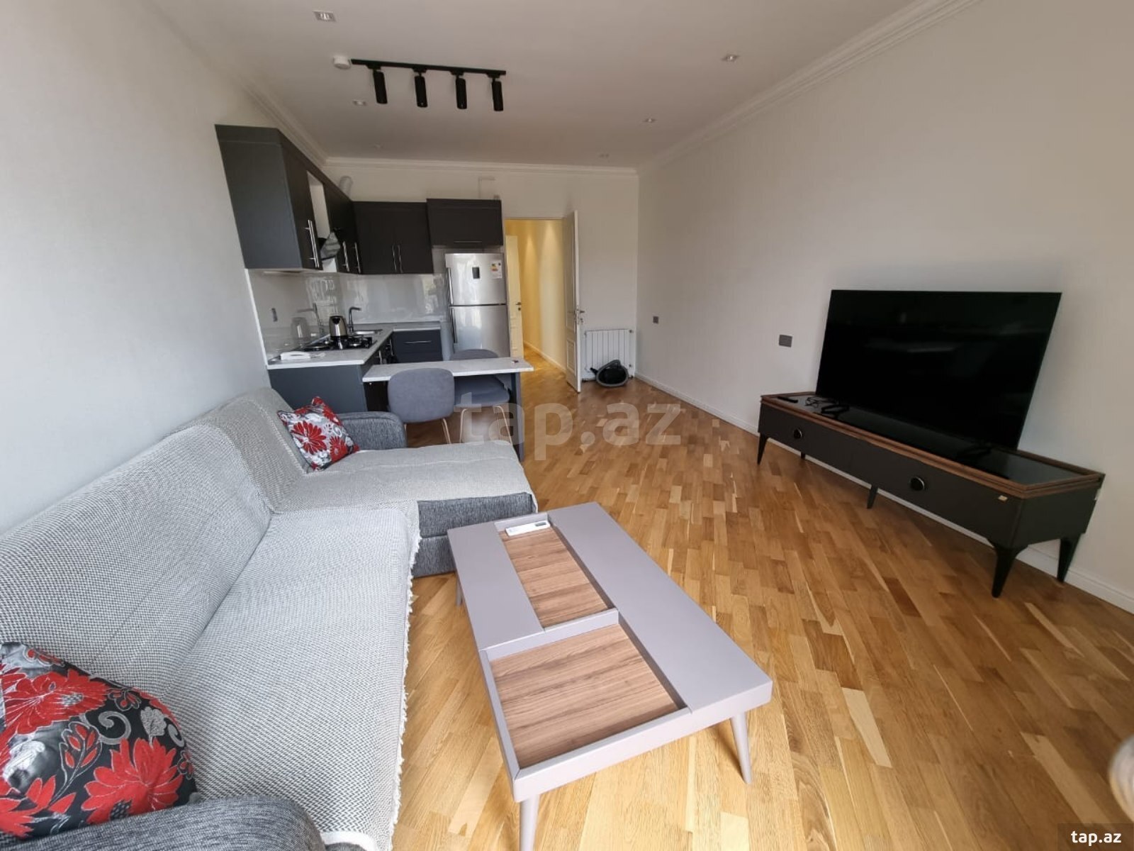 2-otaqlı mənzil kirayə verilir, İçərişəhər m., 60 m² (6)