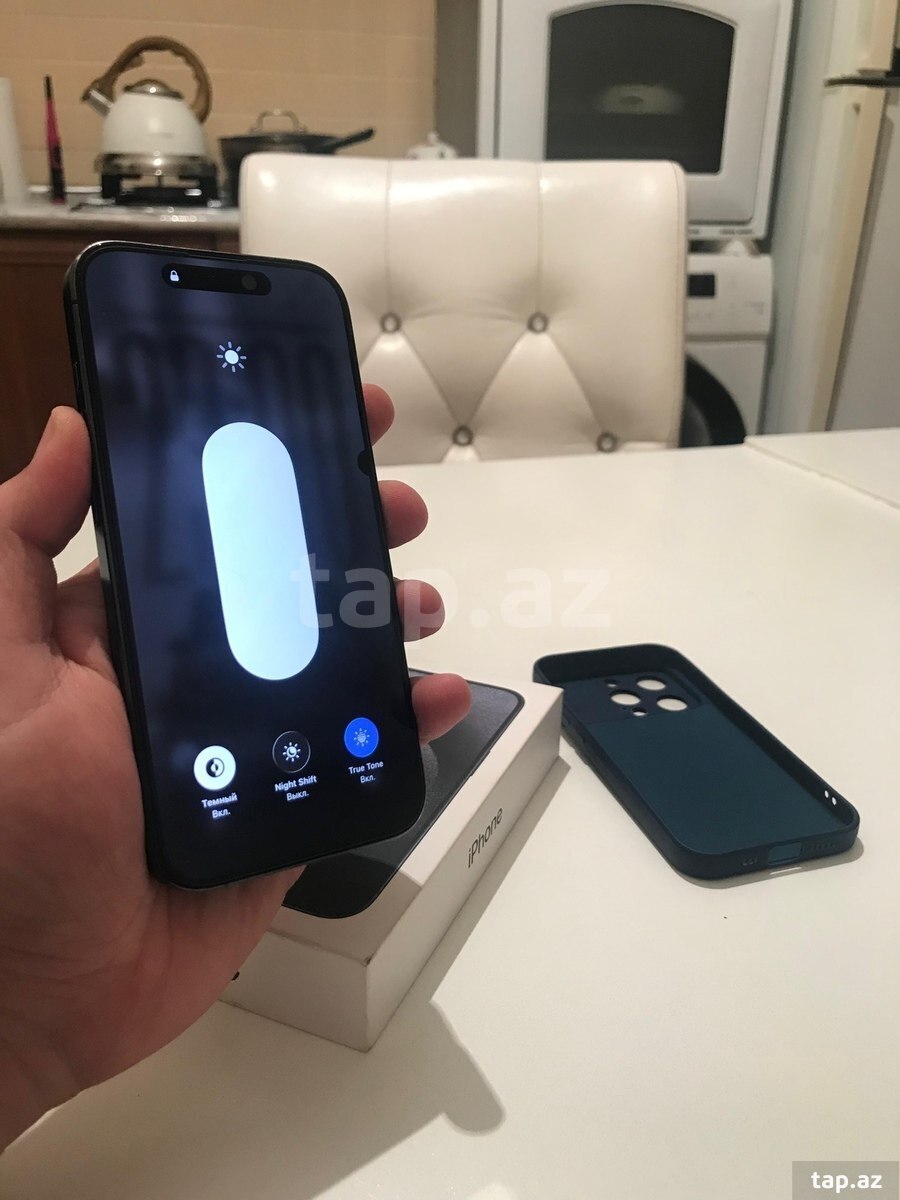 Apple iPhone 15 Pro Blue Titanium 128GB/8GB (2)