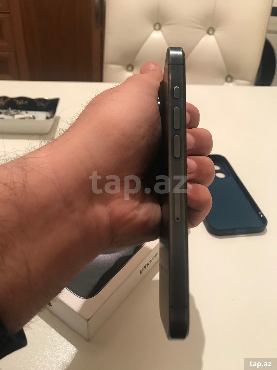 Apple iPhone 15 Pro Blue Titanium 128GB/8GB (20)