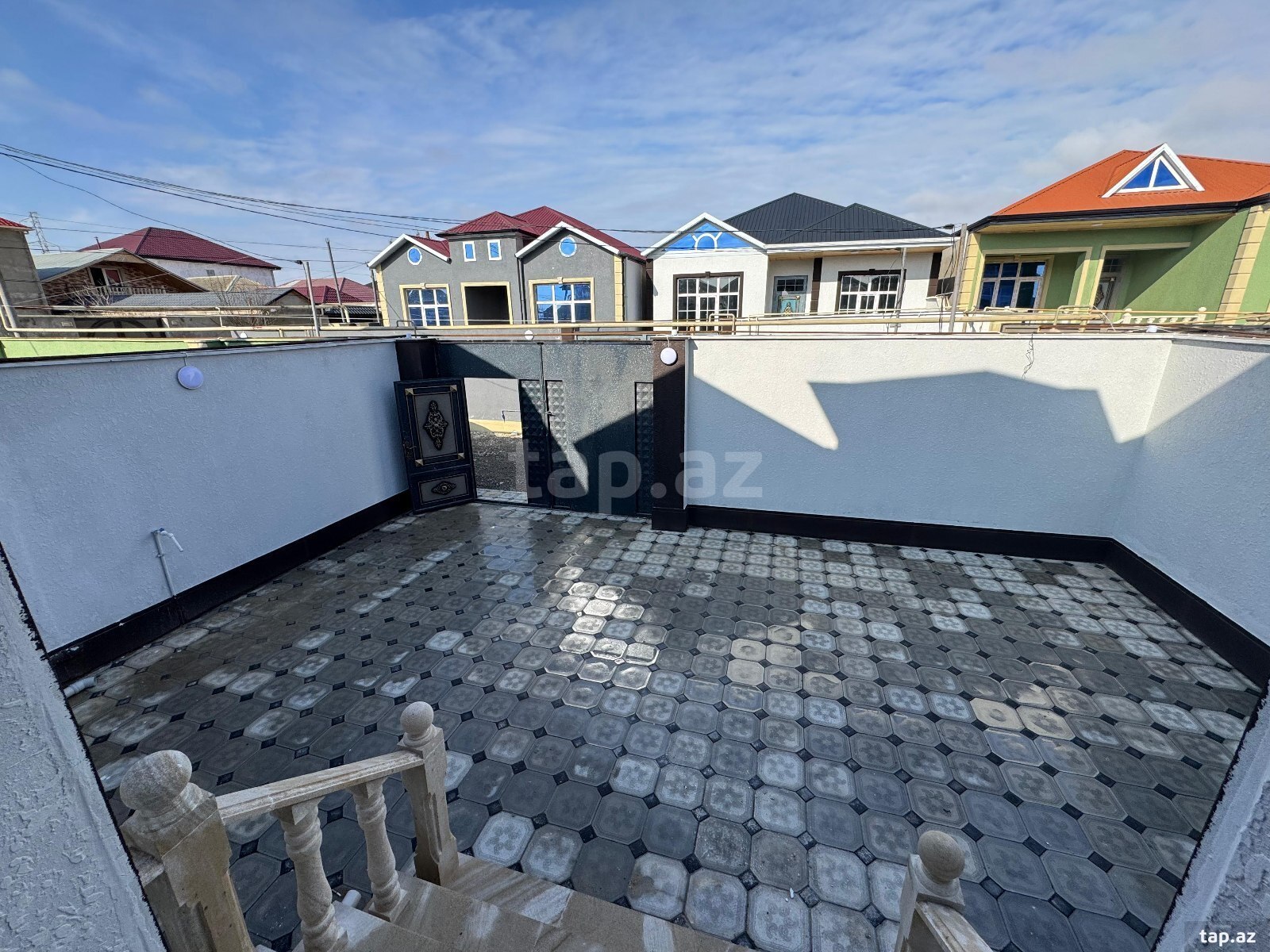 3 otaqlı həyət evi satılır, Maştağa, Bakı