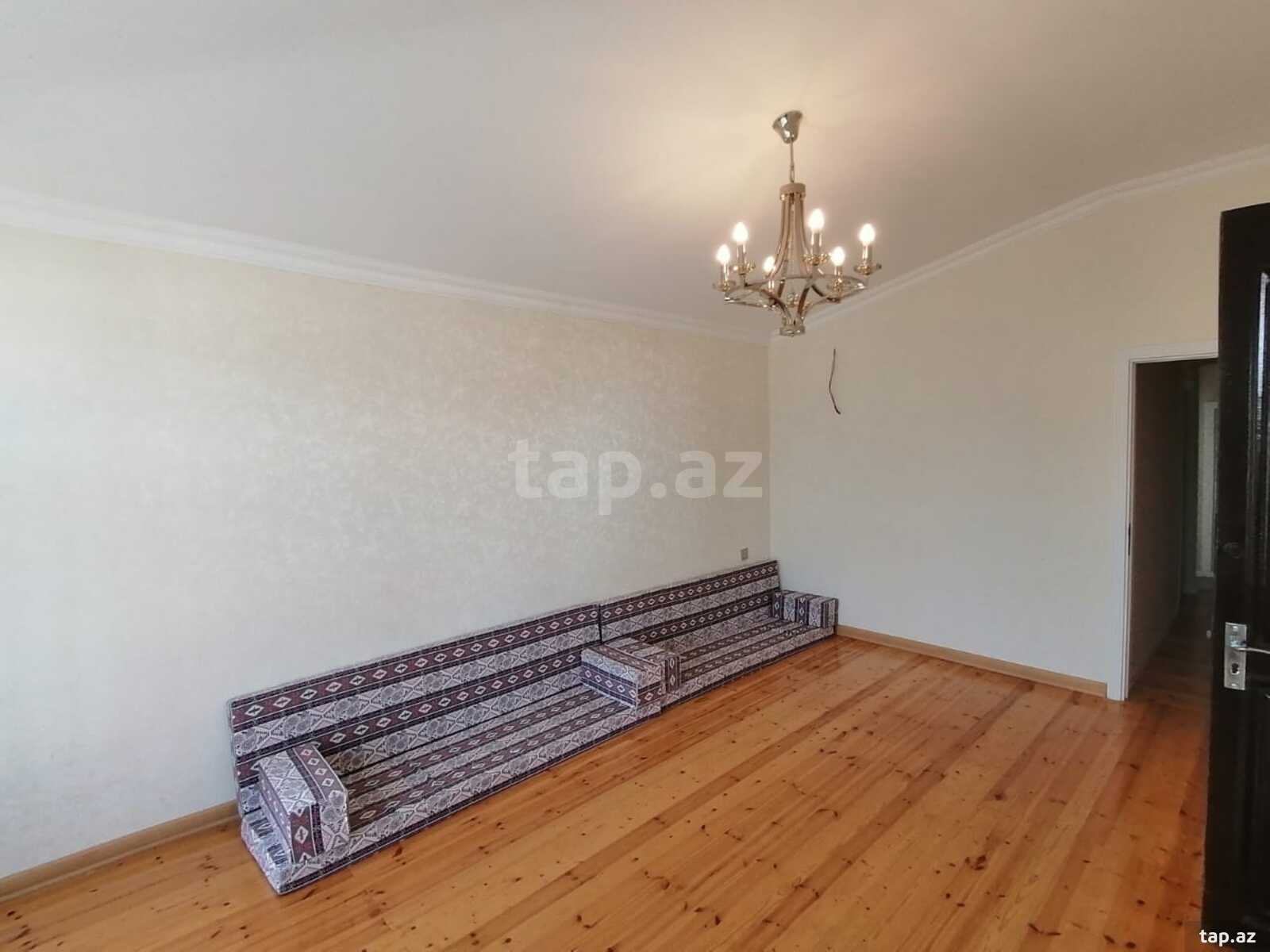 Həyət evi, Şağan qəs. (15)