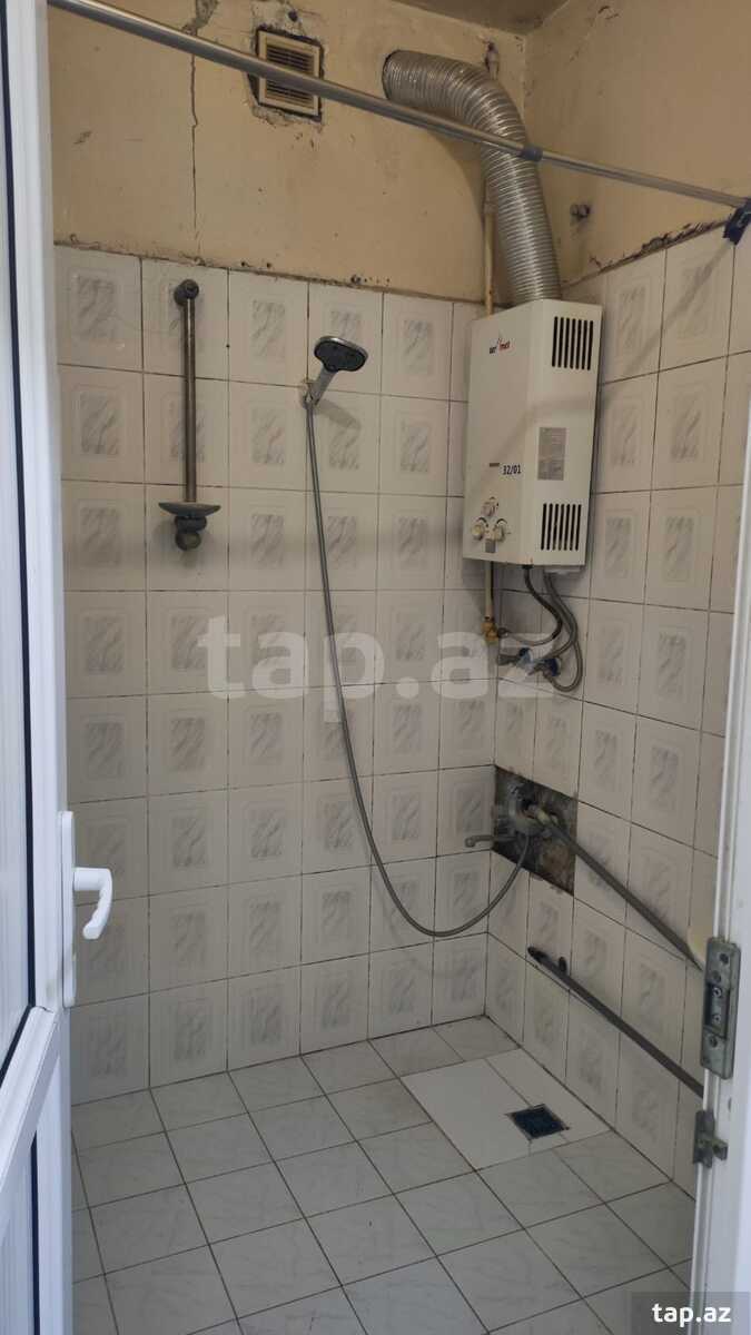 2-otaqlı mənzil, Hüseyn Seyidzadə küç., 80 m²