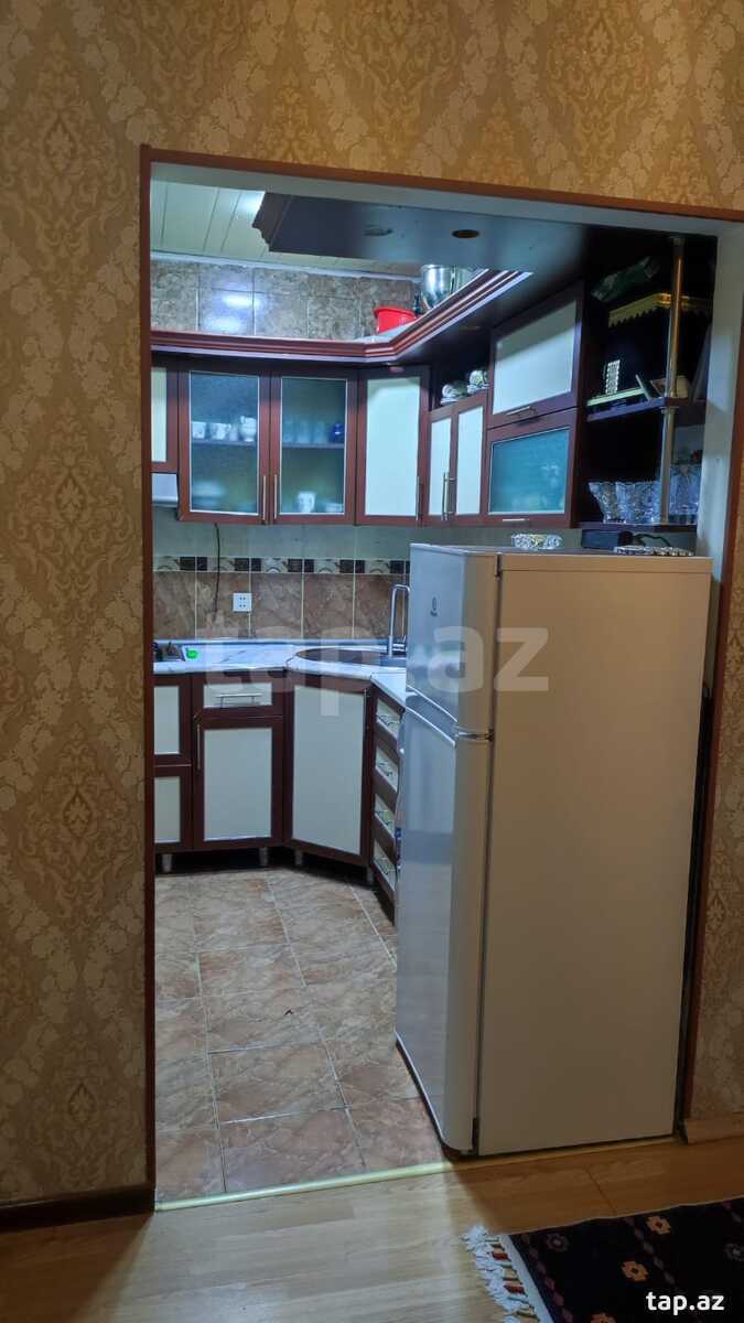 2-otaqlı mənzil, Hüseyn Seyidzadə küç., 80 m²