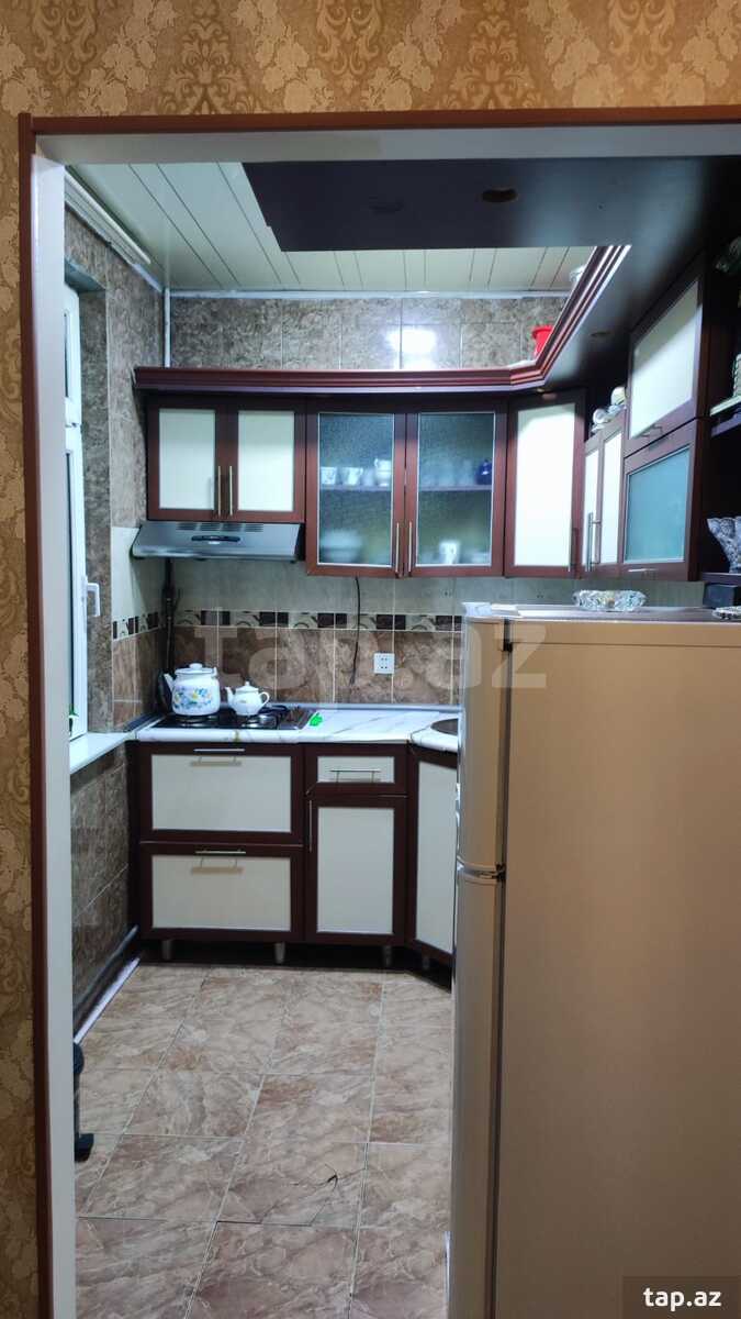 2-otaqlı mənzil, Hüseyn Seyidzadə küç., 80 m²