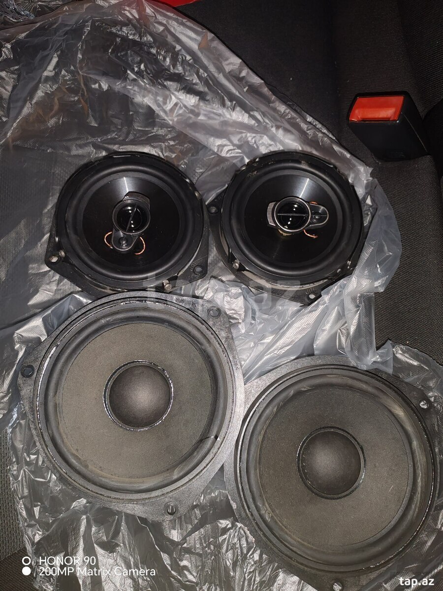 Opel Astra H ön qapı dinamiki