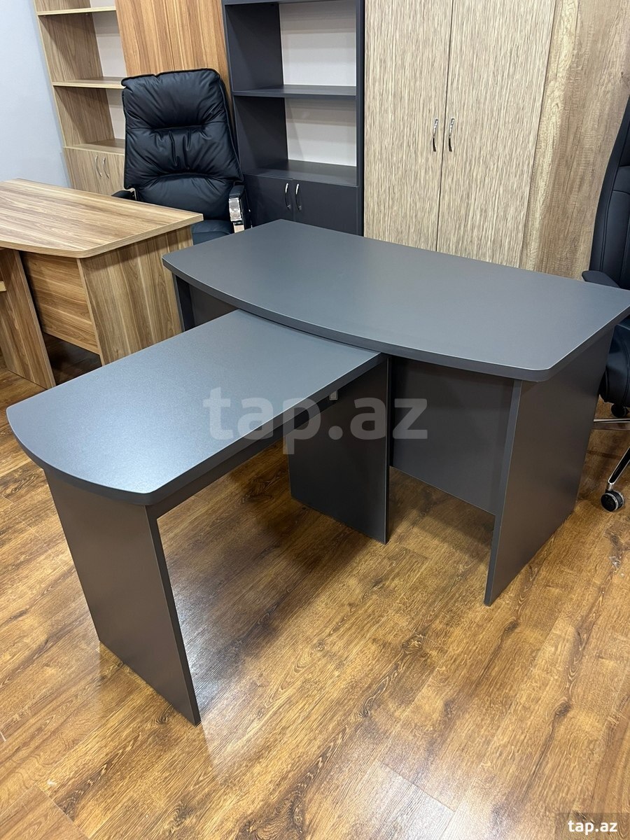 Ofis masası