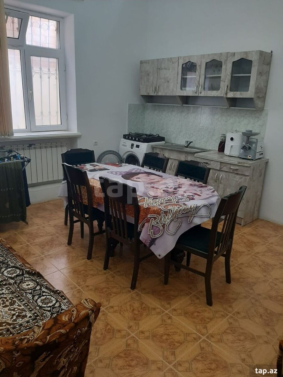 Həyət evi, Nabran qəs. (10)