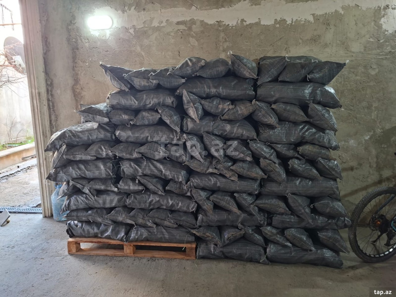 Qablaşdırılmış odun və kindling dəstləri (18)