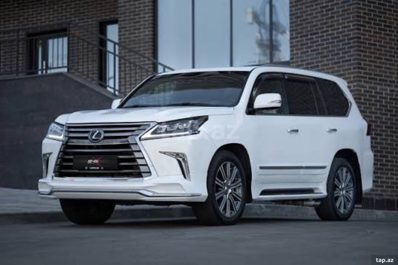 Lexus LX