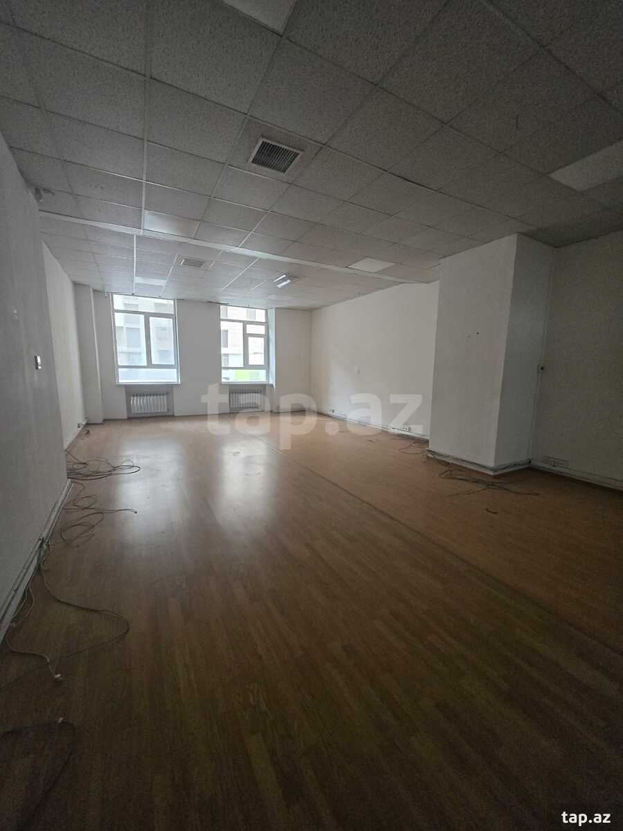 Ofis icarəyə verilir, 28 May m. (23)