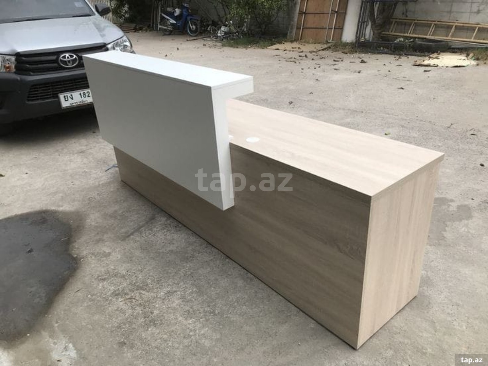 Resepşn masası (2)