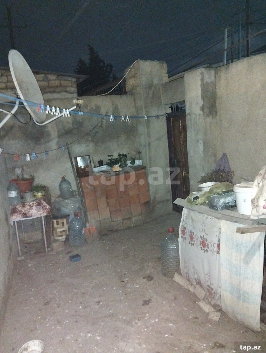 Həyət evi, Biləcəri qəs. (12)