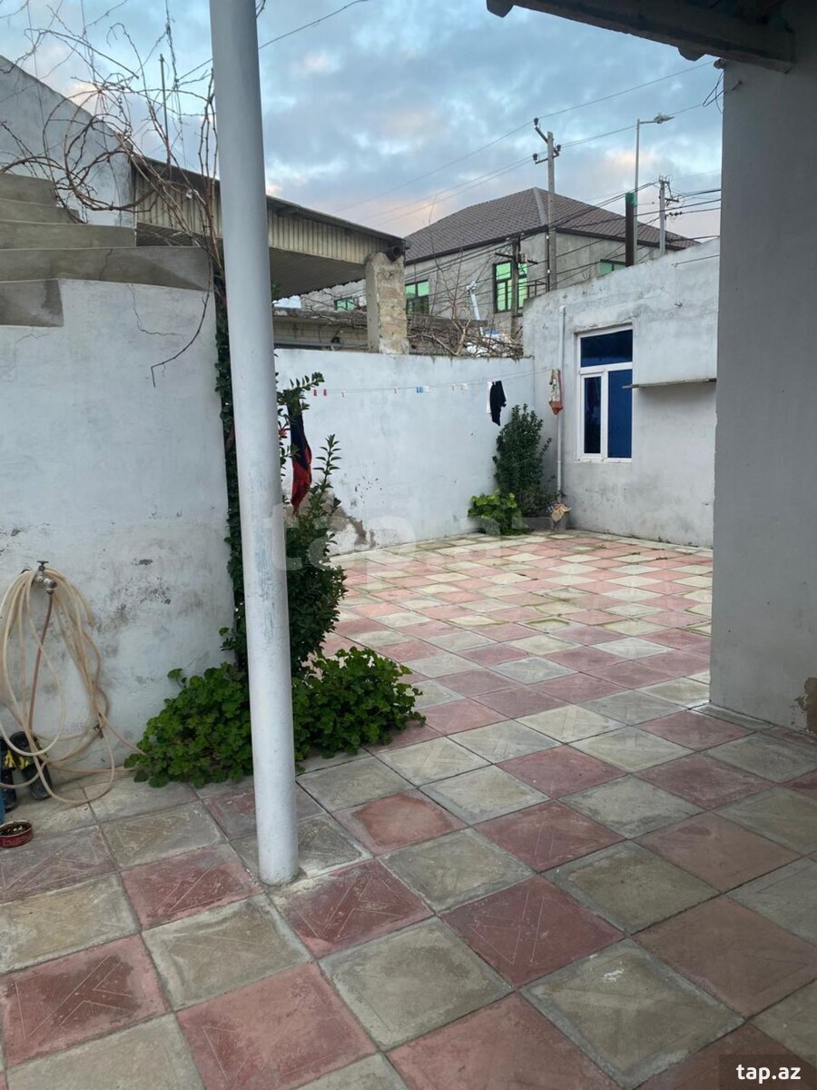 Həyət evi, Xəzər r. (8)