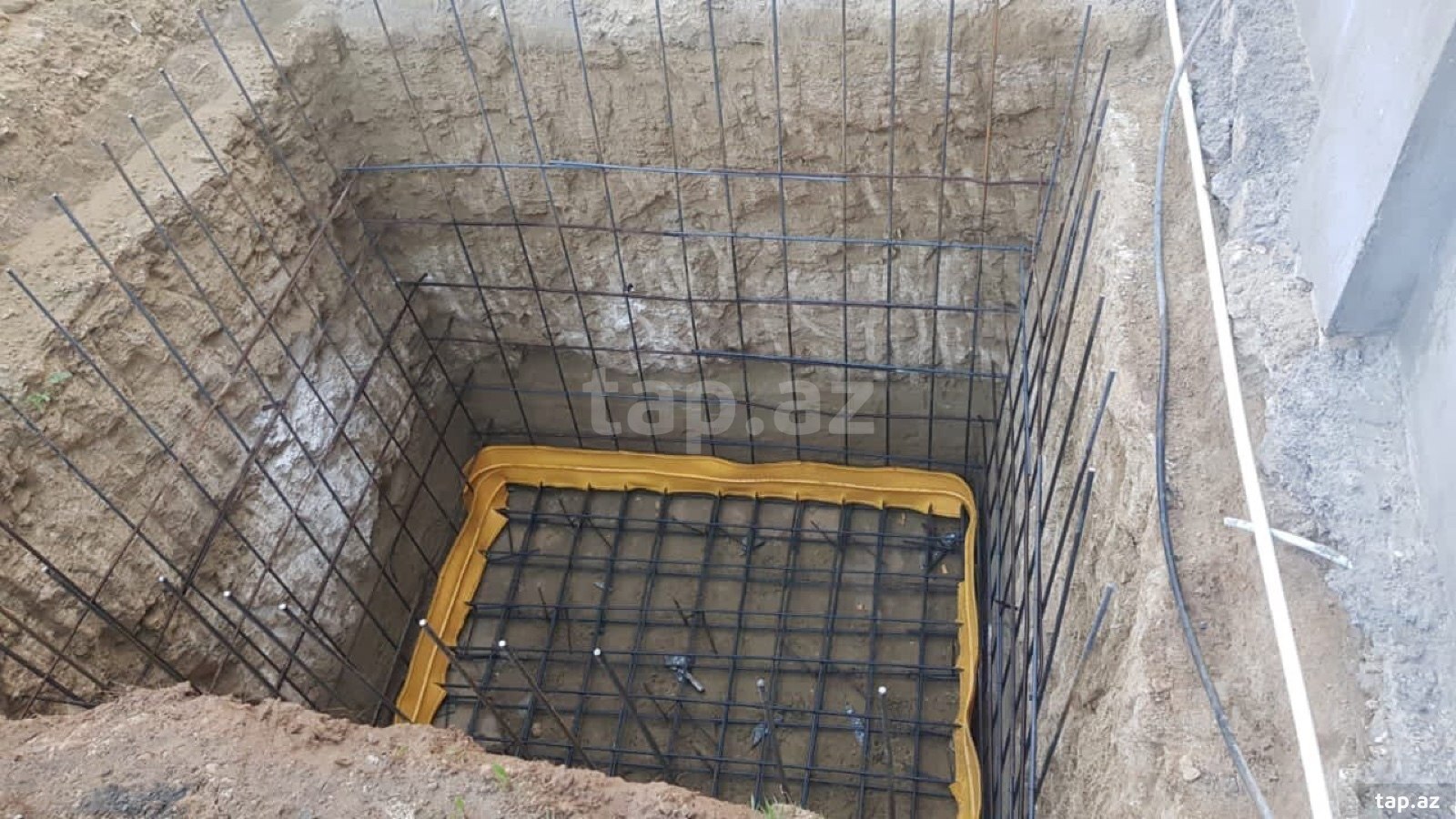 Beton su çəni