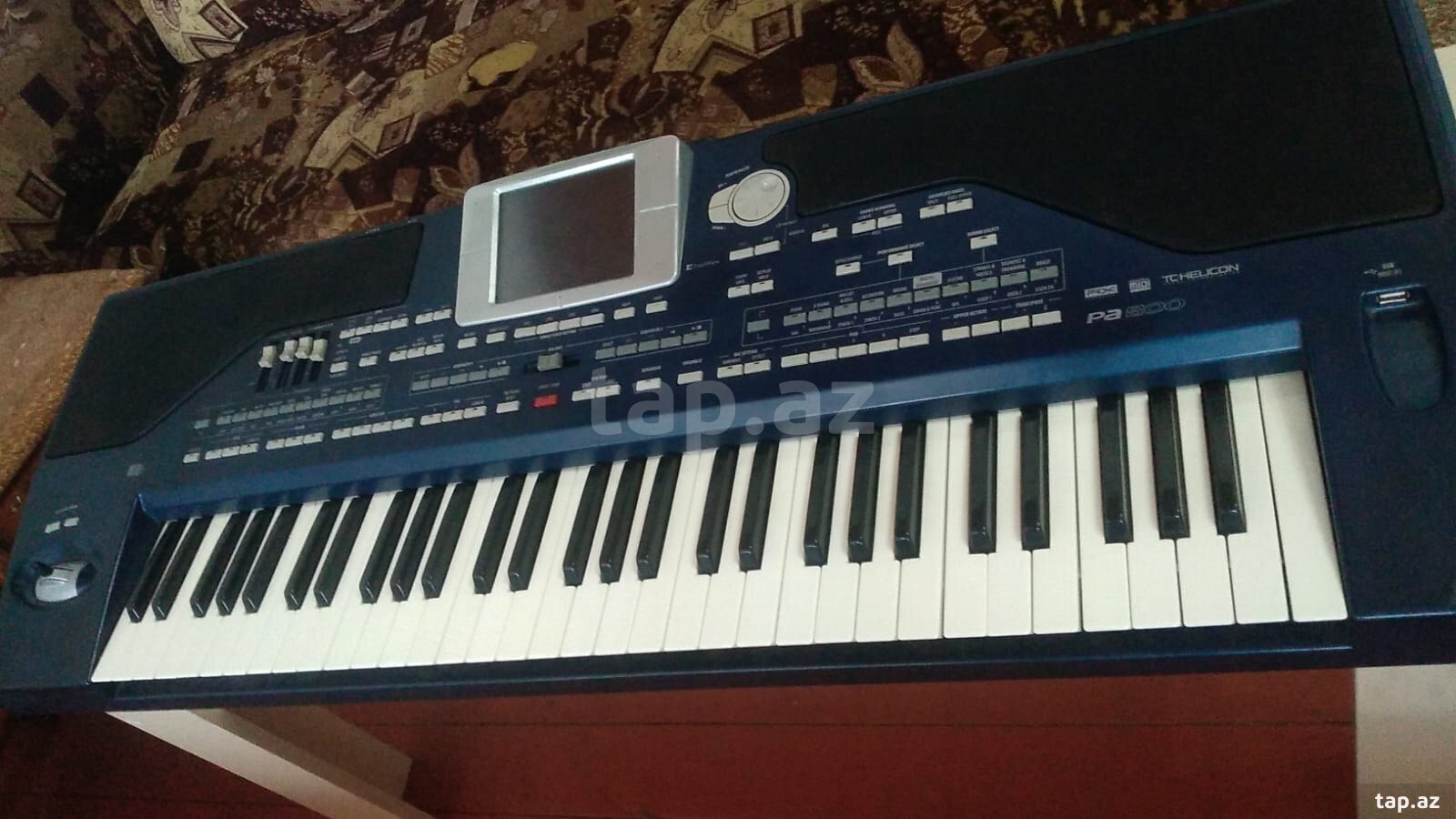 Sintezator Korg PA 800