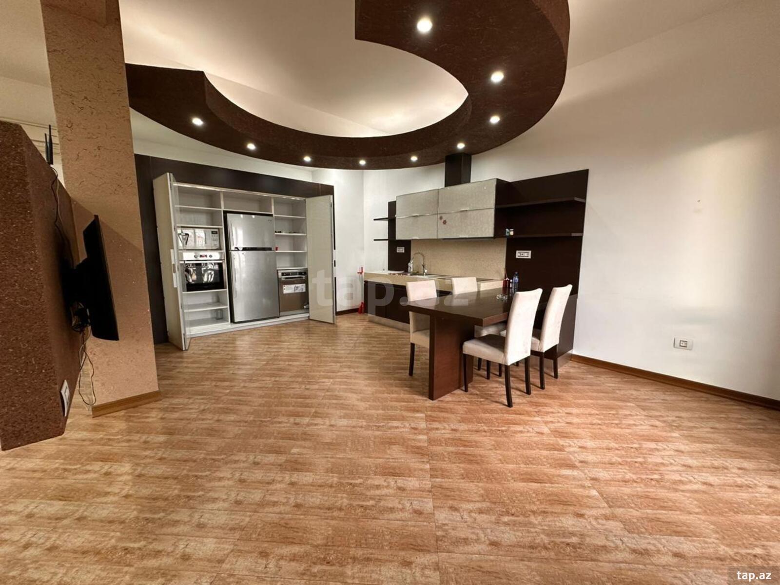 4-otaqlı yeni tikili, Cəfər Cabbarlı küç., 230 m² (3)