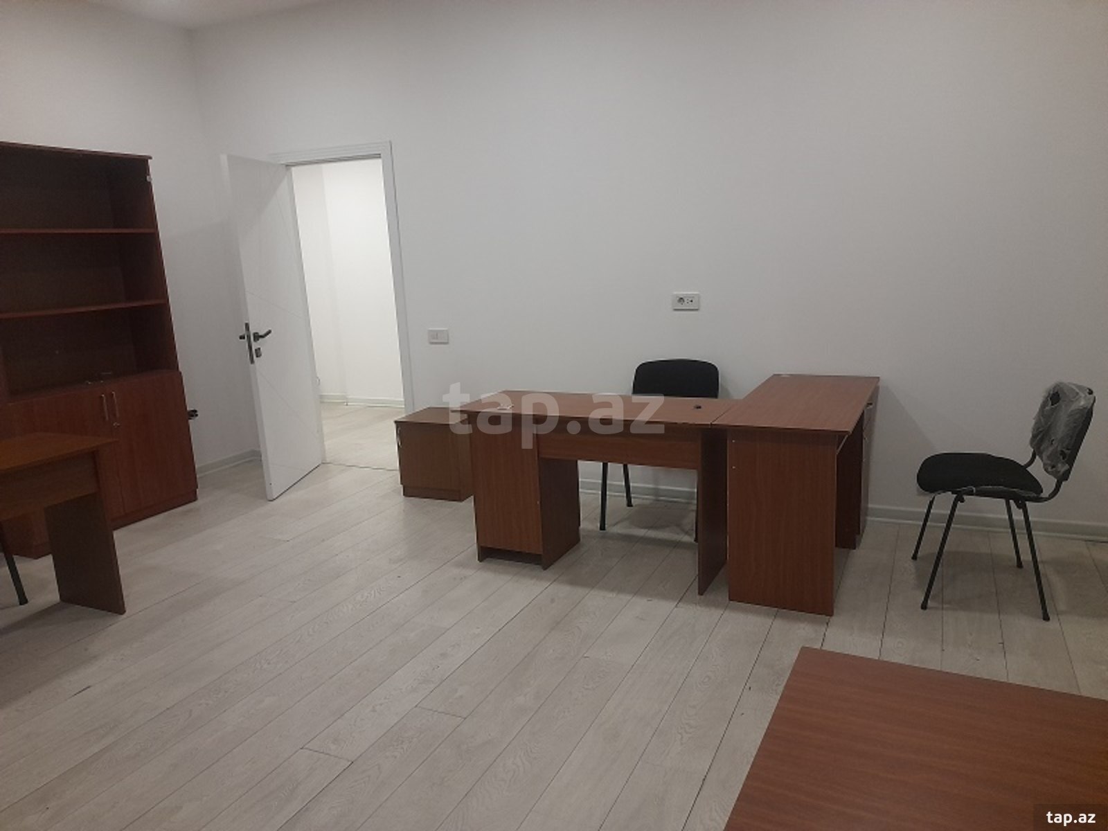 Ofis icarəyə verilir, Ə.Rəcəbli küç.