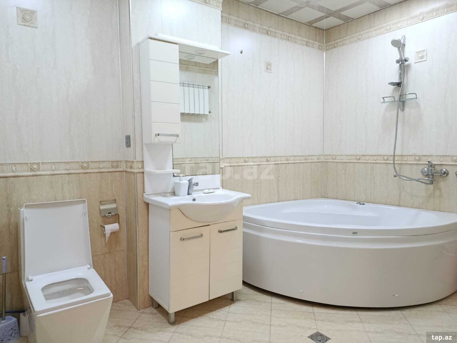 4-otaqlı yeni tikili, Sumqayıt ş., 163 m²