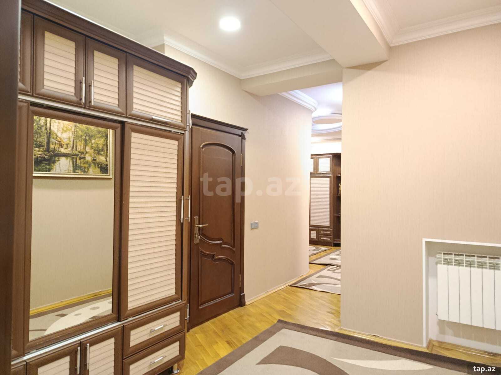 4-otaqlı yeni tikili, Sumqayıt ş., 163 m²
