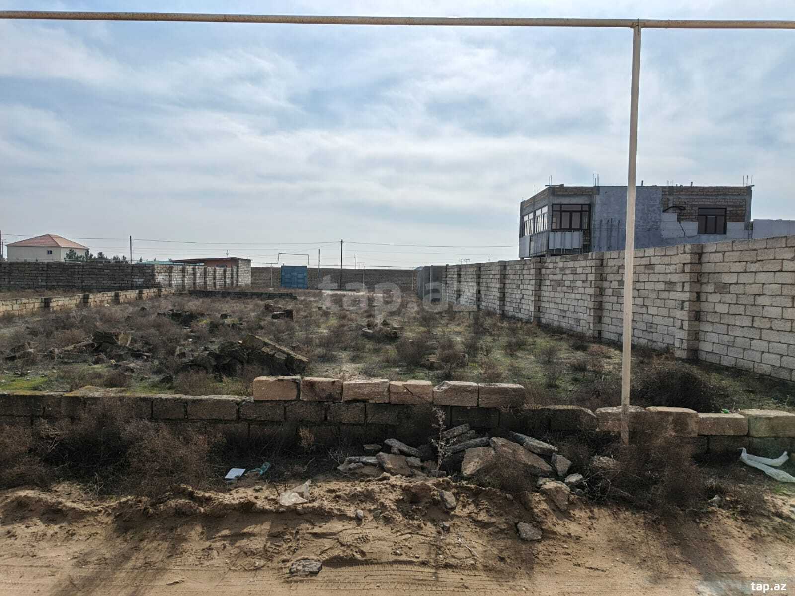 6 sot torpaq sahəsi, Zirə qəs. (4)