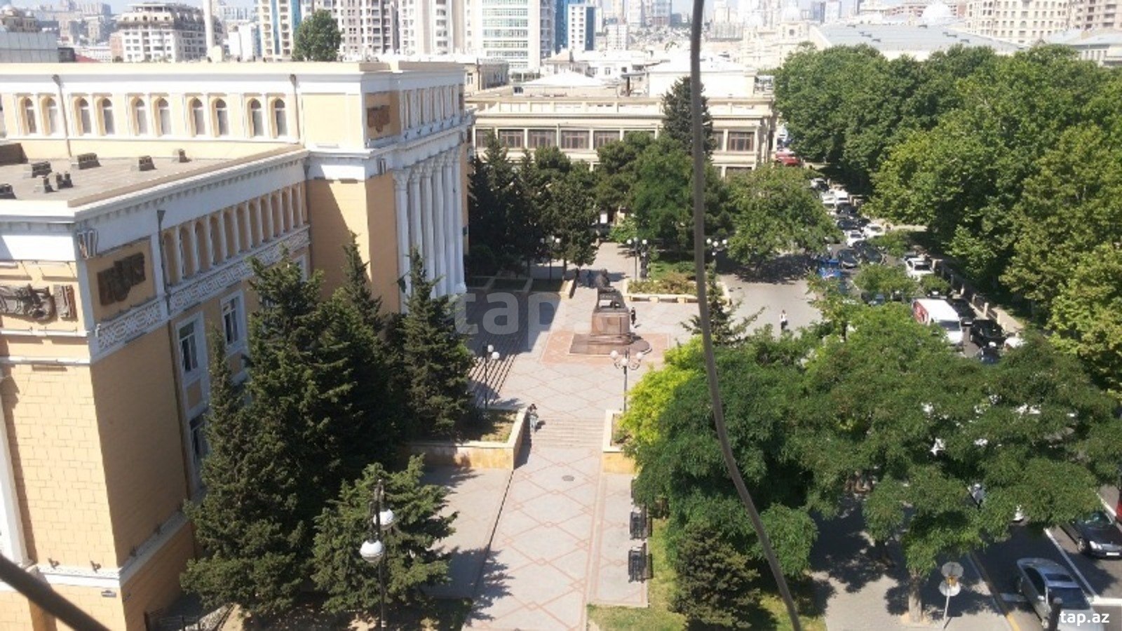 2-otaqlı mənzil kirayə verilir, 28 May m., 55 m² (17)