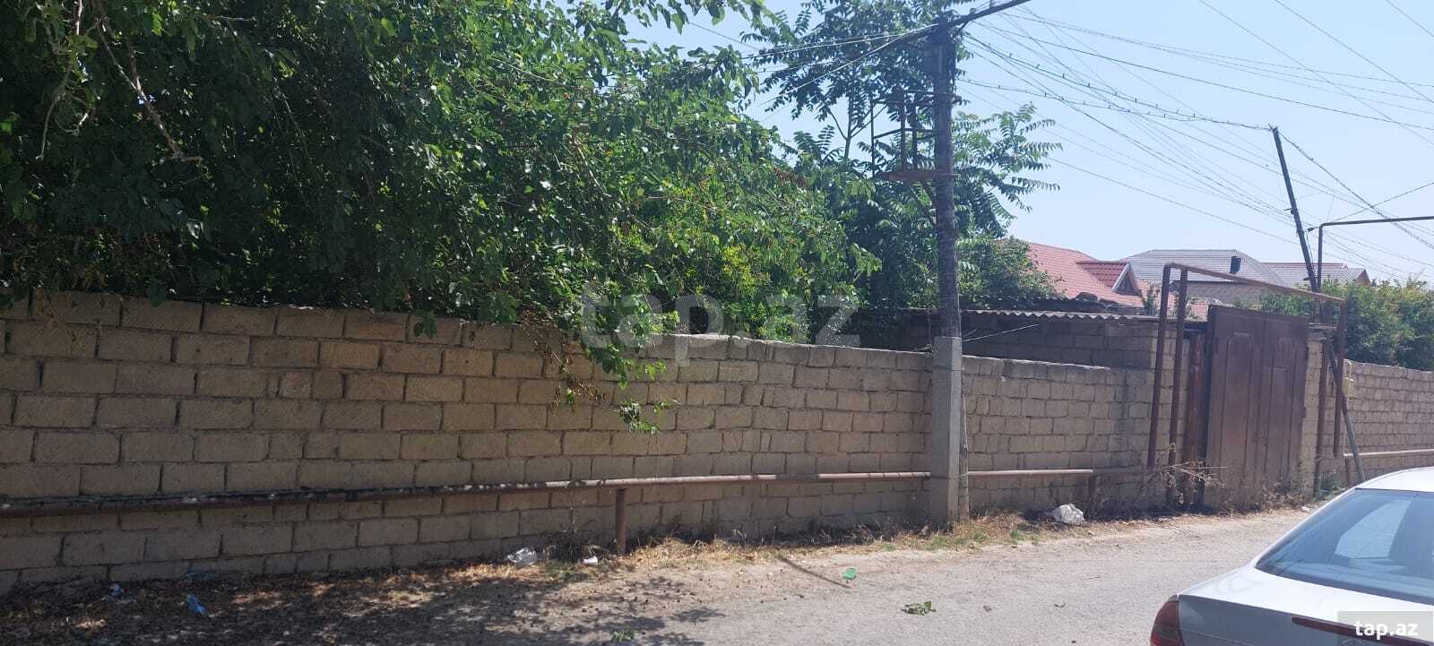 Həyət evi, Leyla Məmmədbəyova küç. (12)