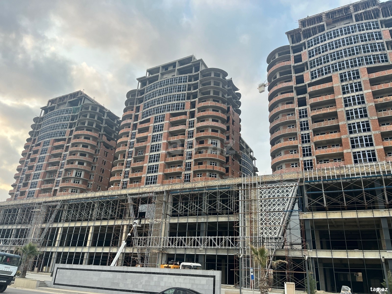 2-otaqlı yeni tikili, Lökbatan qəs., 83 m²