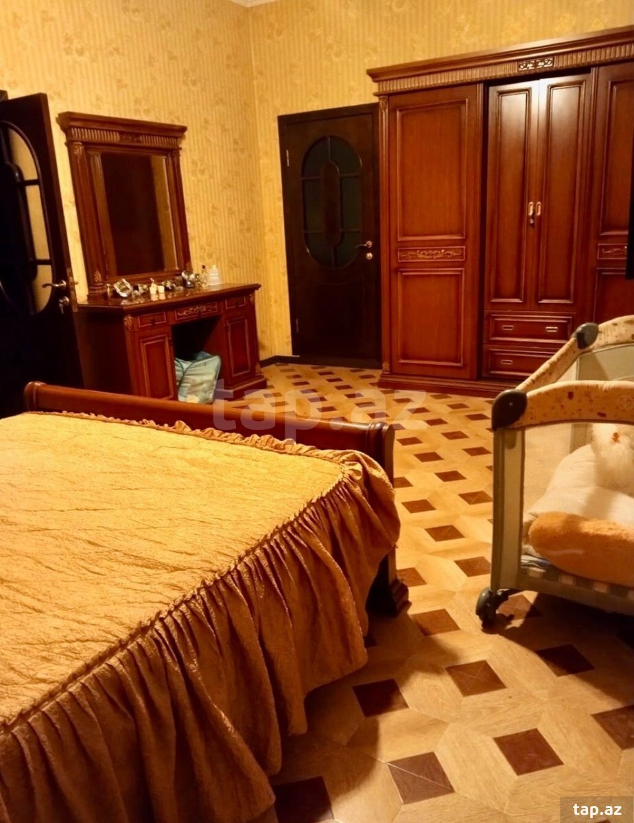 Bağ evi, Novxanı qəs.