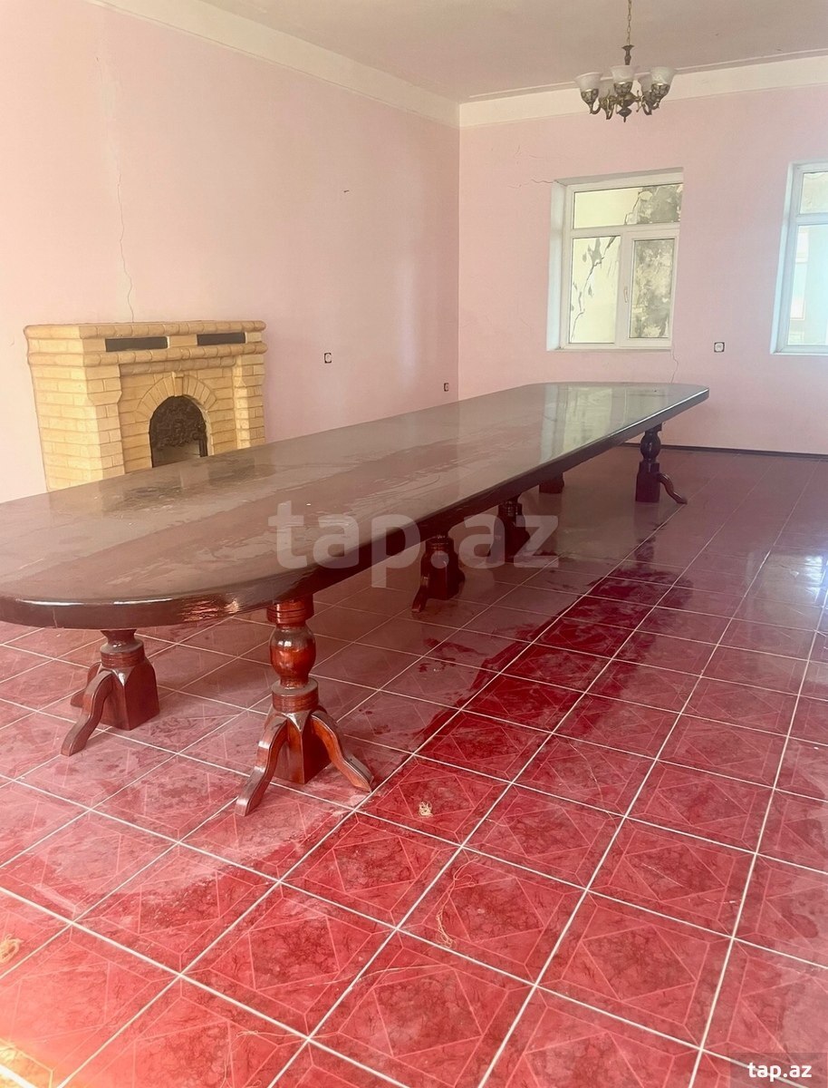 Bağ evi, Novxanı qəs.