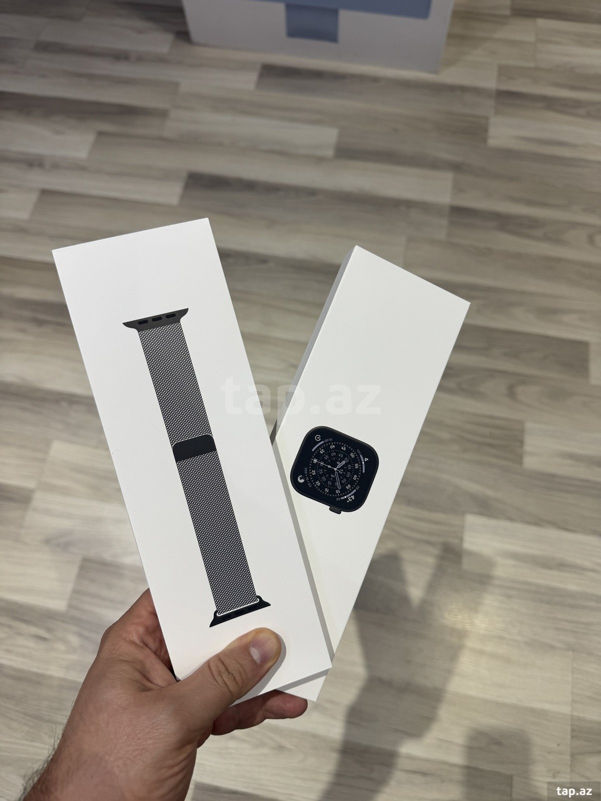 Apple Watch Series 11 Titanium Slate 46mm (2)