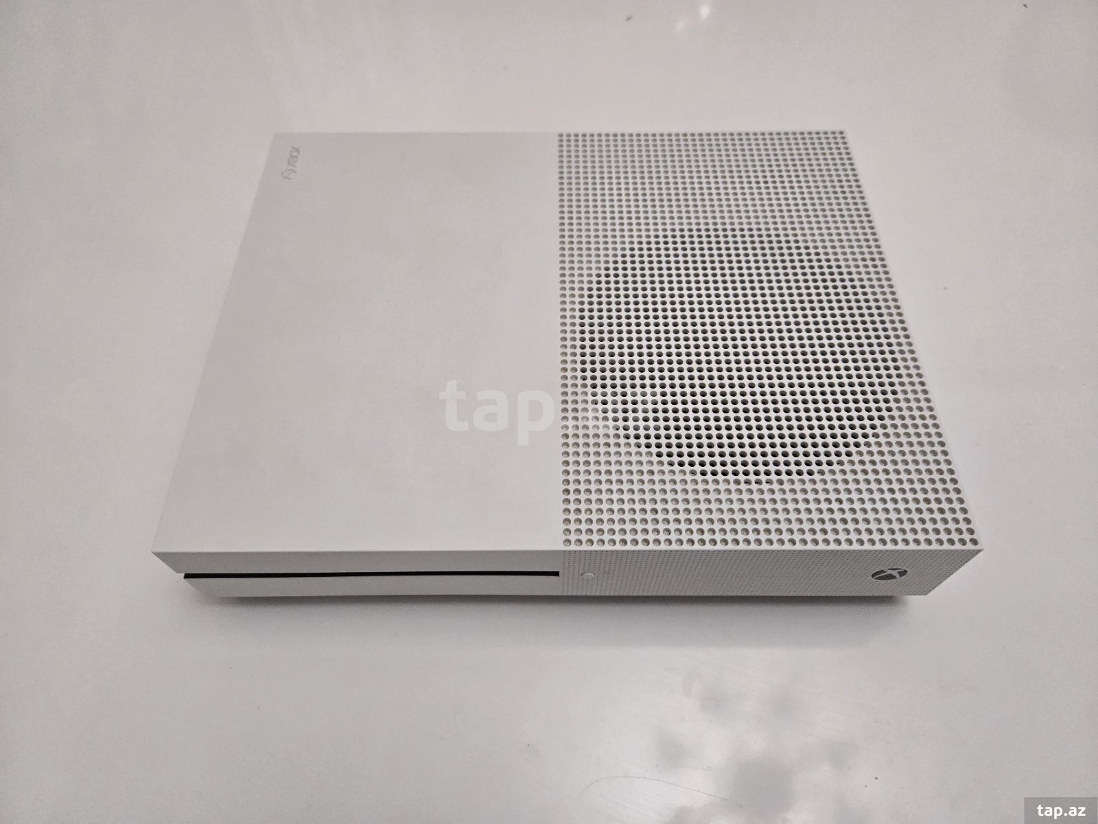 Xbox One S 500GB (3)