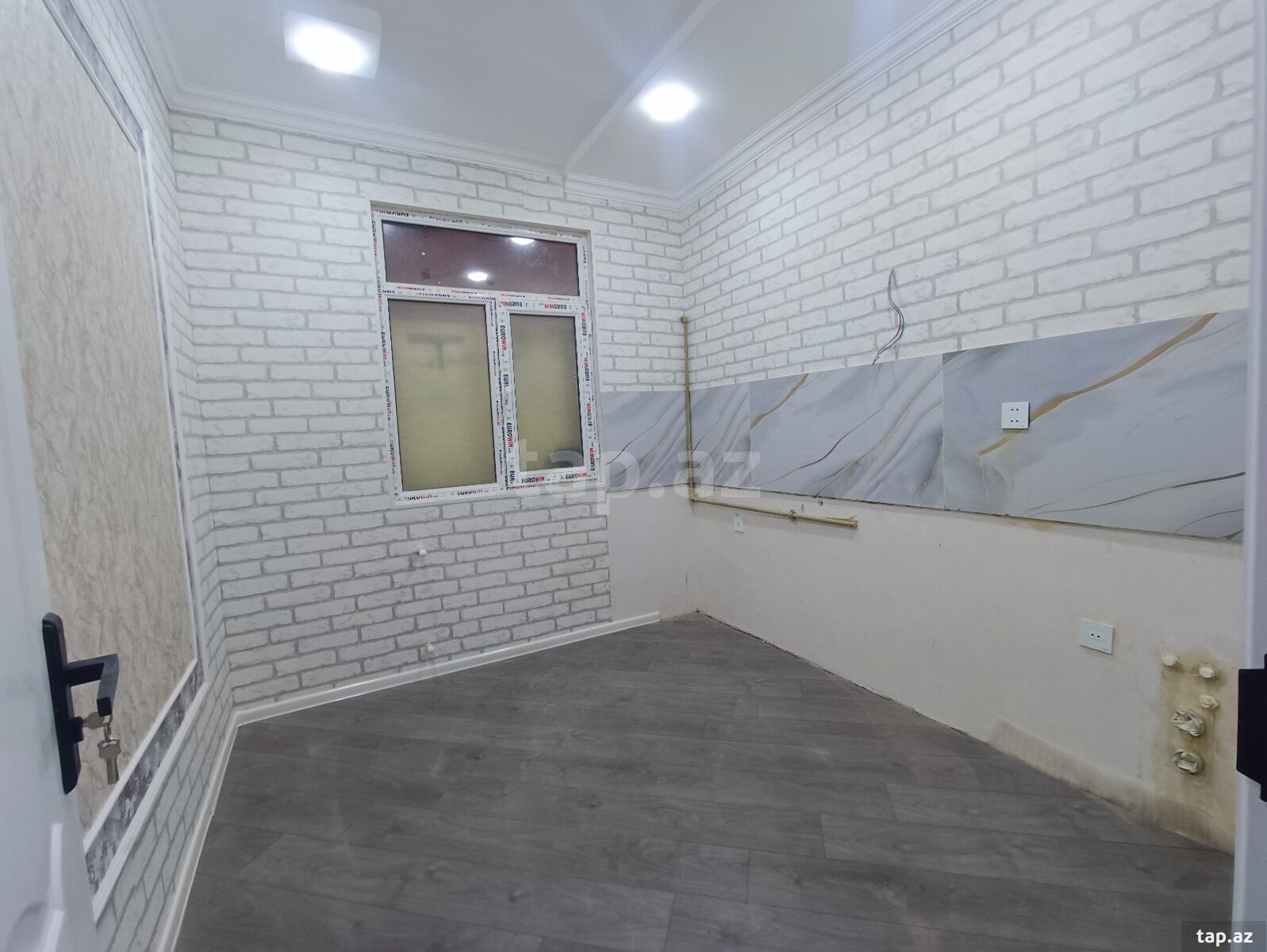 Həyət evi, Heydər Əliyev pr.