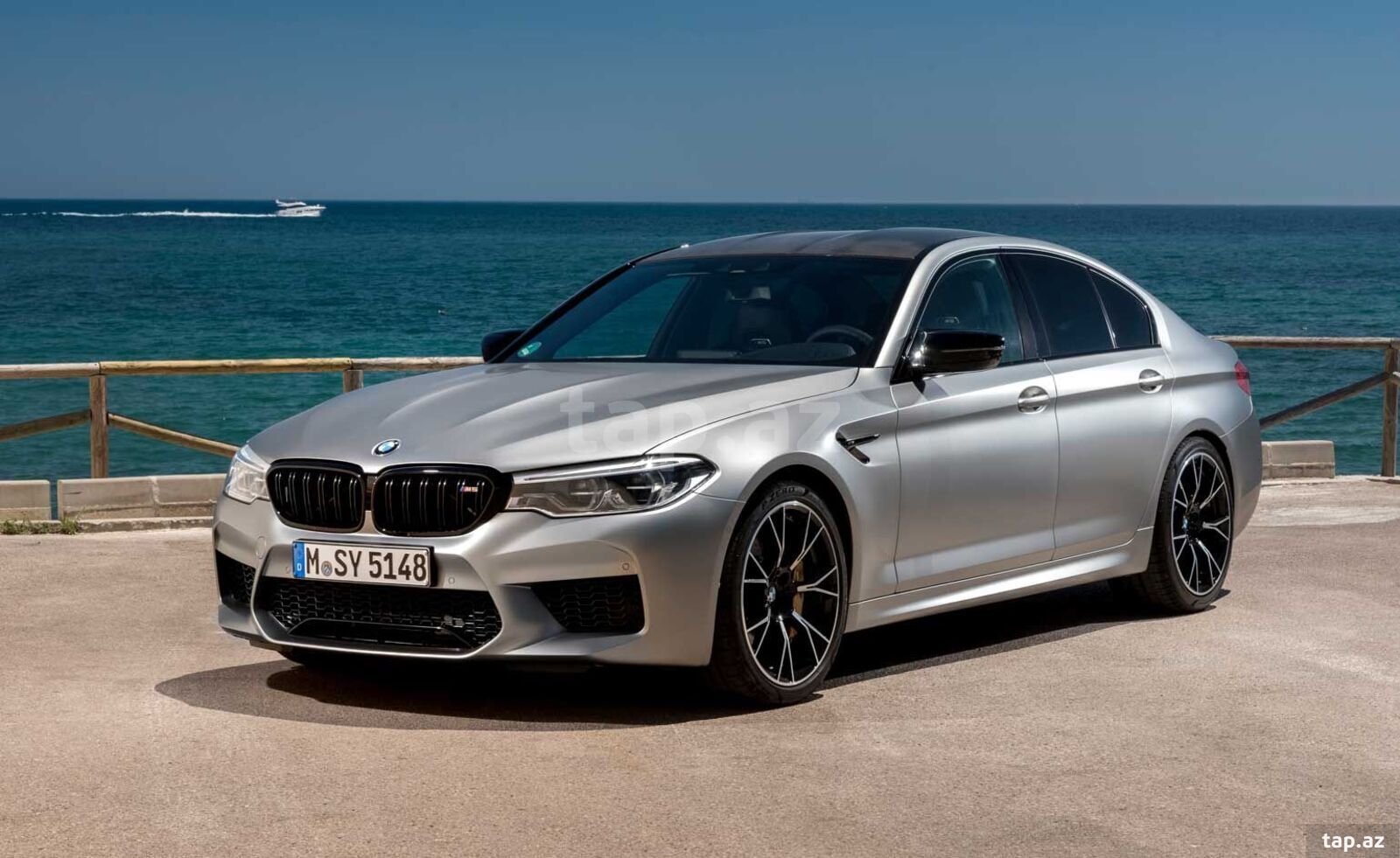 BMW G30 şüşələri