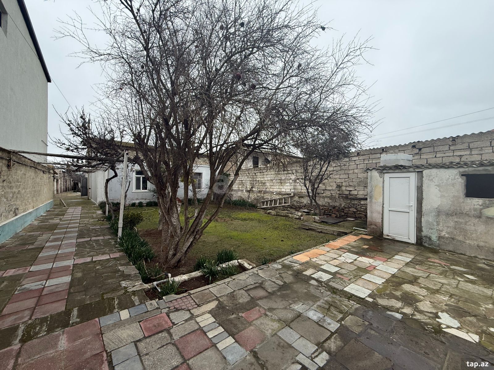 8.5 sot torpaq sahəsi, Şüvəlan qəs. (4)