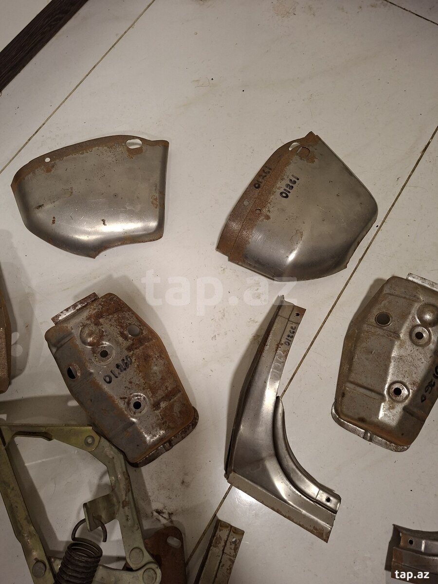 GAZ-24, 2410 ehtiyat hissələri (2)