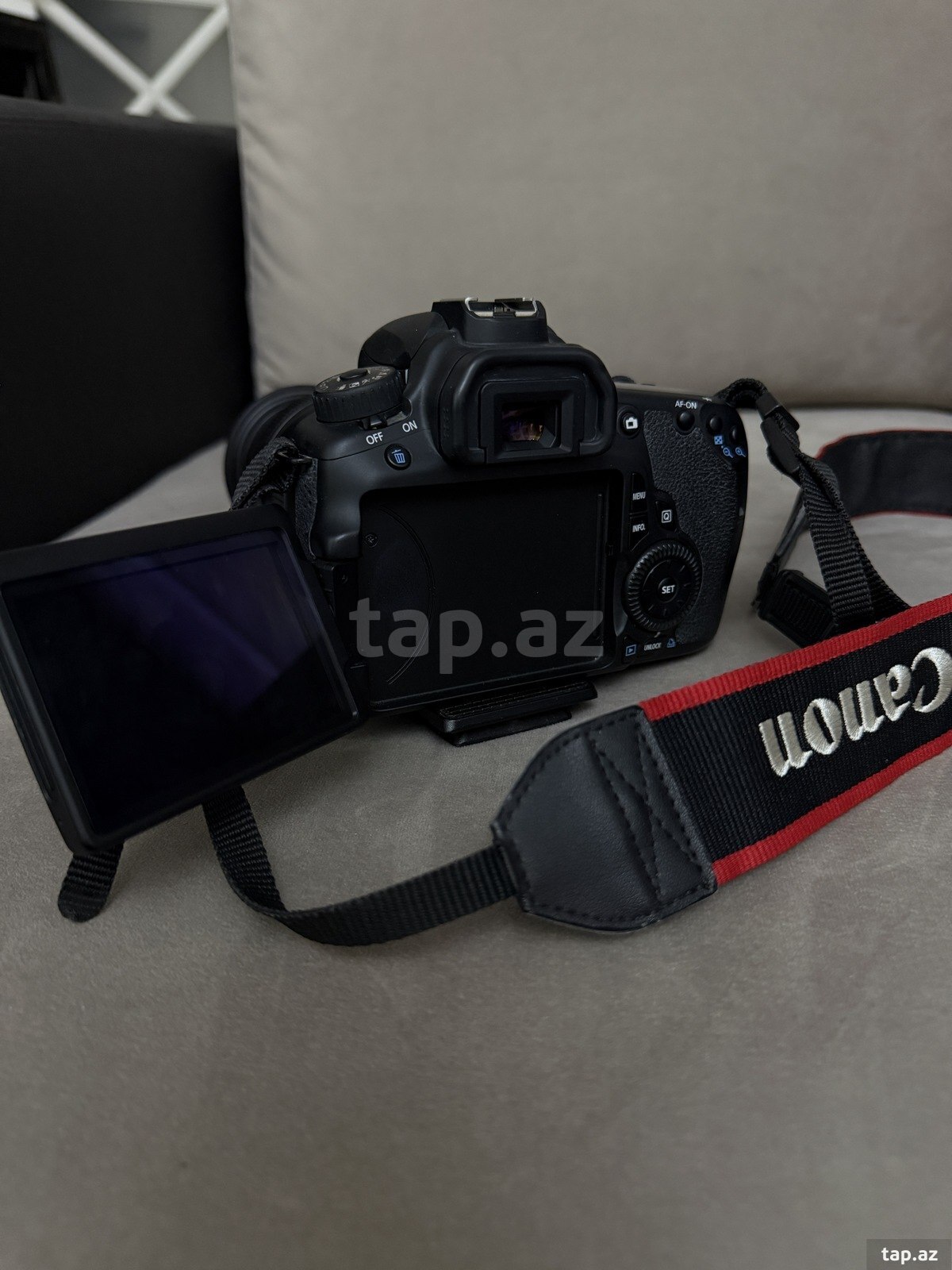 Fotoaparat Canon 60D (4)
