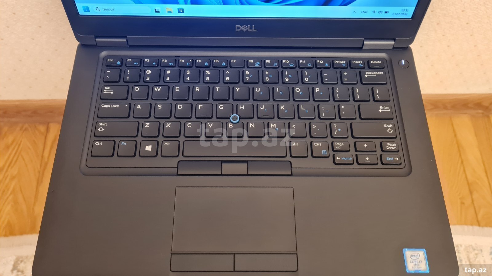 Noutbuk Dell Latitude (4)