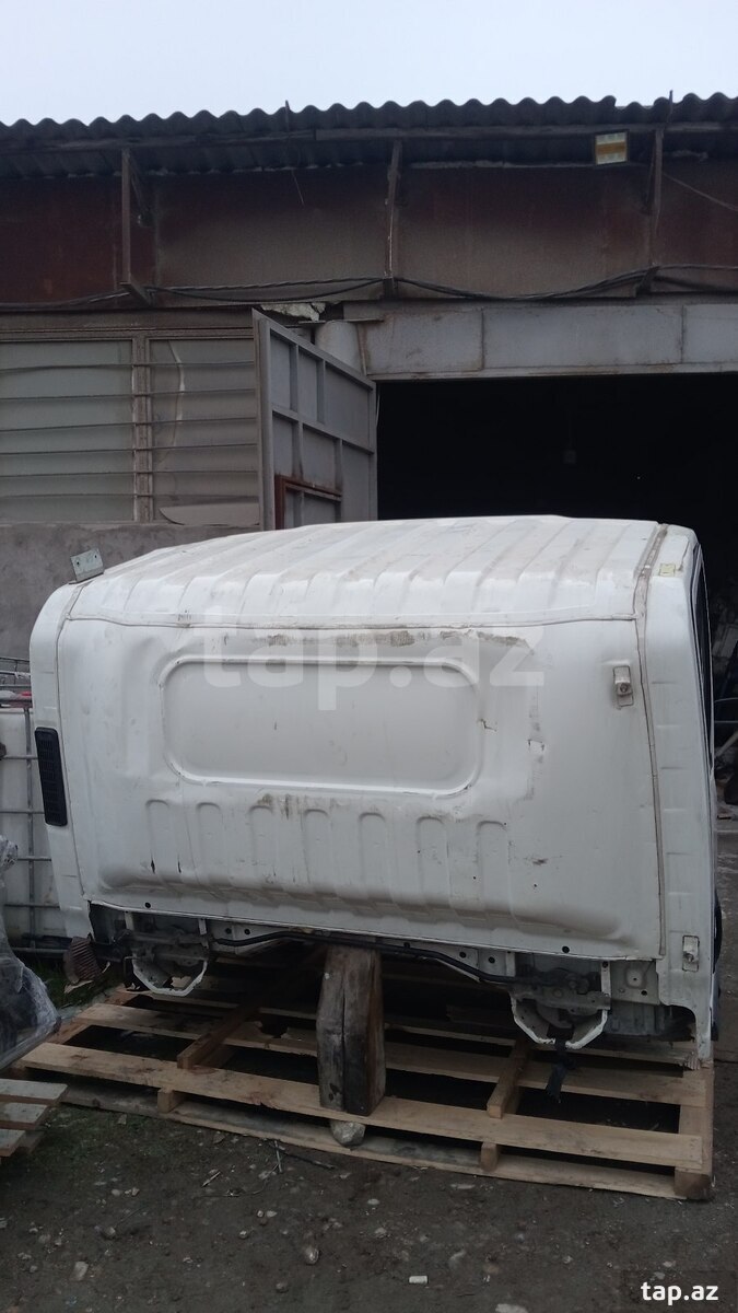 Isuzu NPR 75, NPR 71 kabini (2)