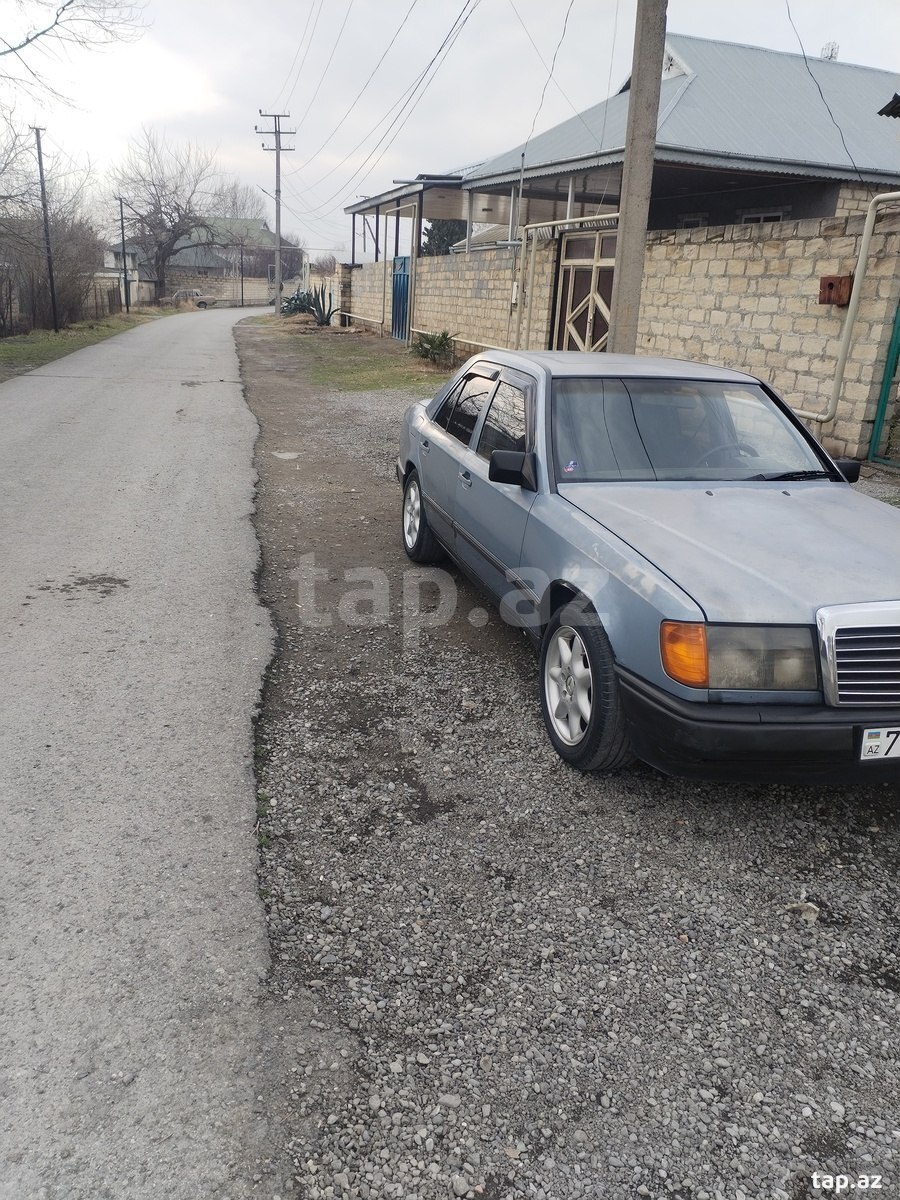 Mercedes E 260, 1987 il (3)