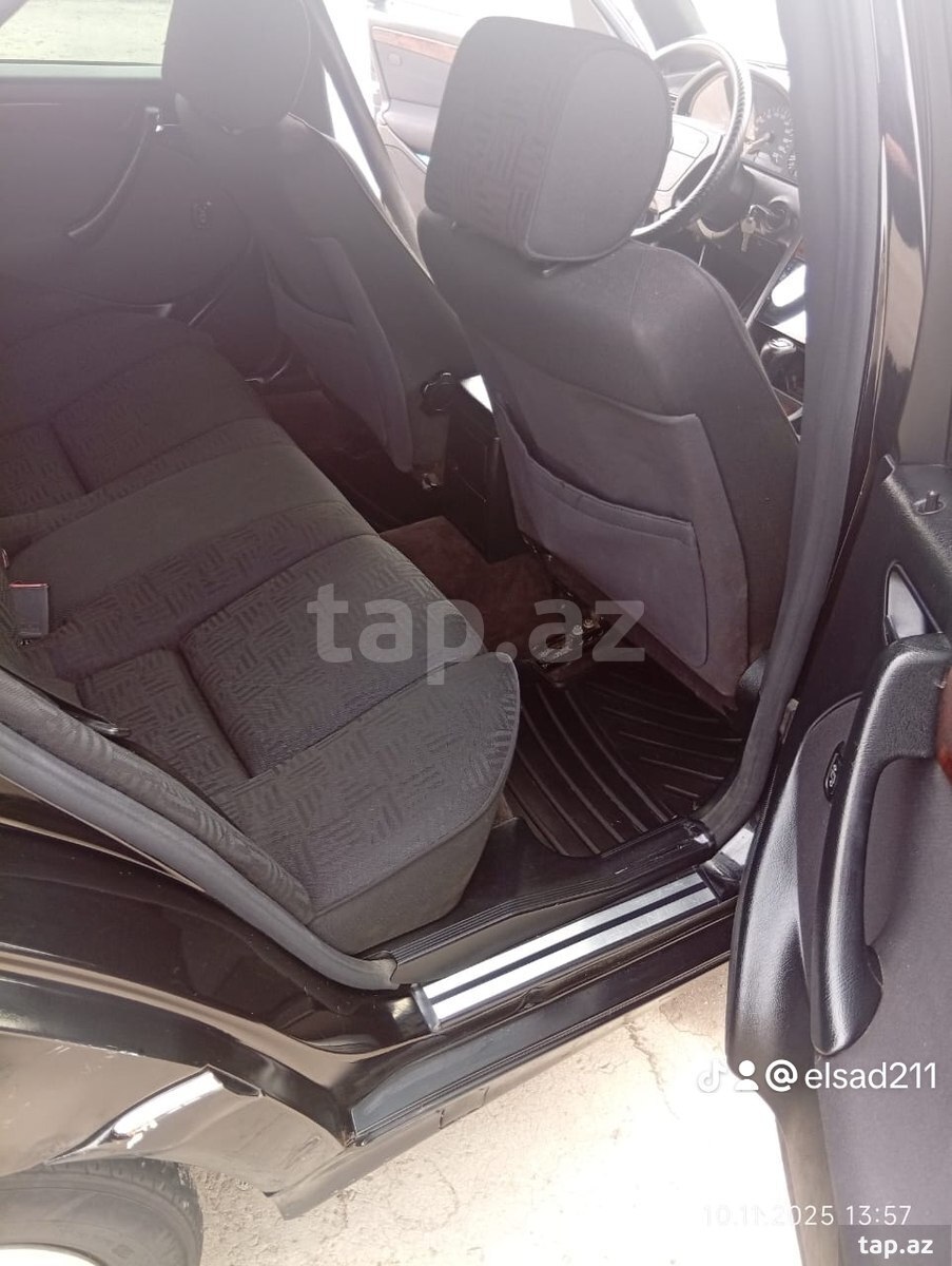Mercedes C 220, 1997 il (12)